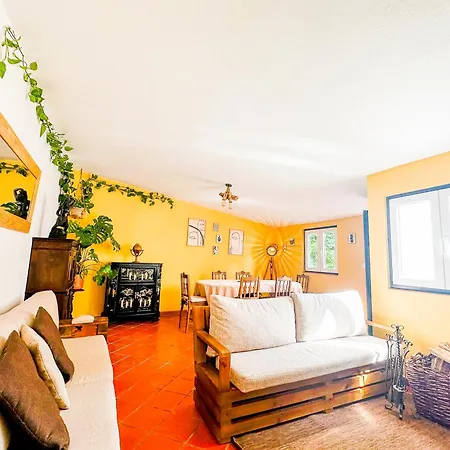 Casa Do Candeeiro Дом отдыха