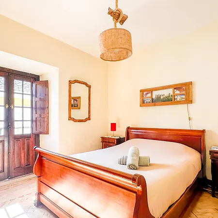 Casa Do Candeeiro Обидуш